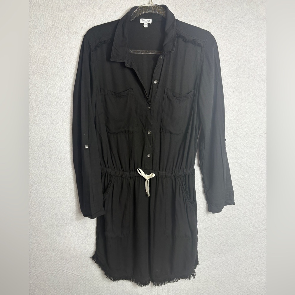 Splendid Black Dress With Frayed Hem
Size Medium